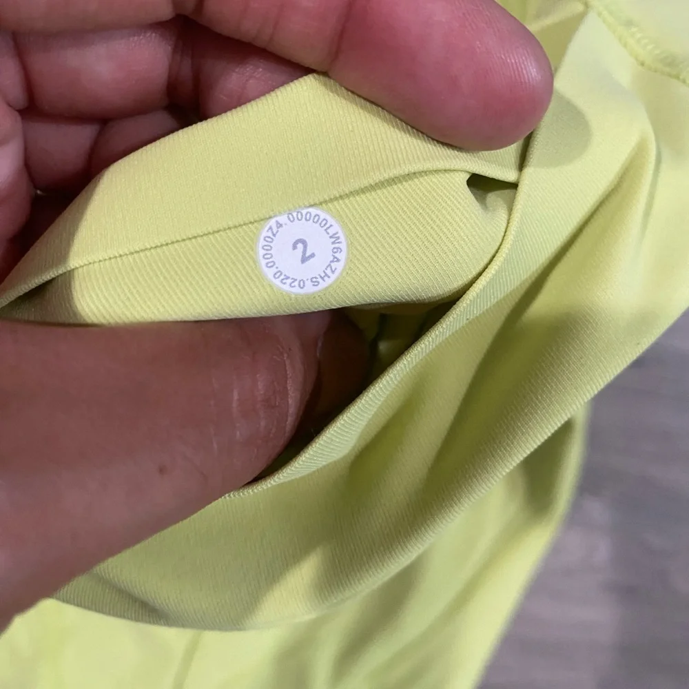 Lululemon Time‎ To Sweat Crop 23